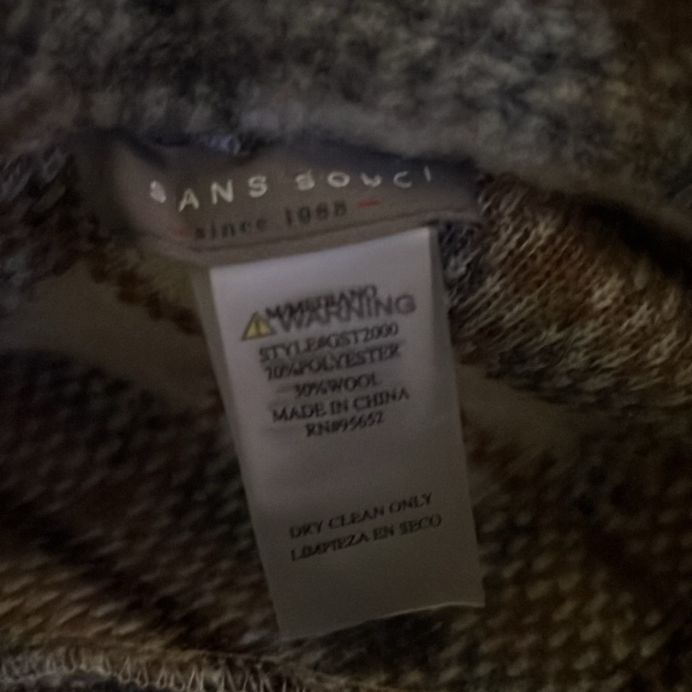 Coat - Picture 4 of 4